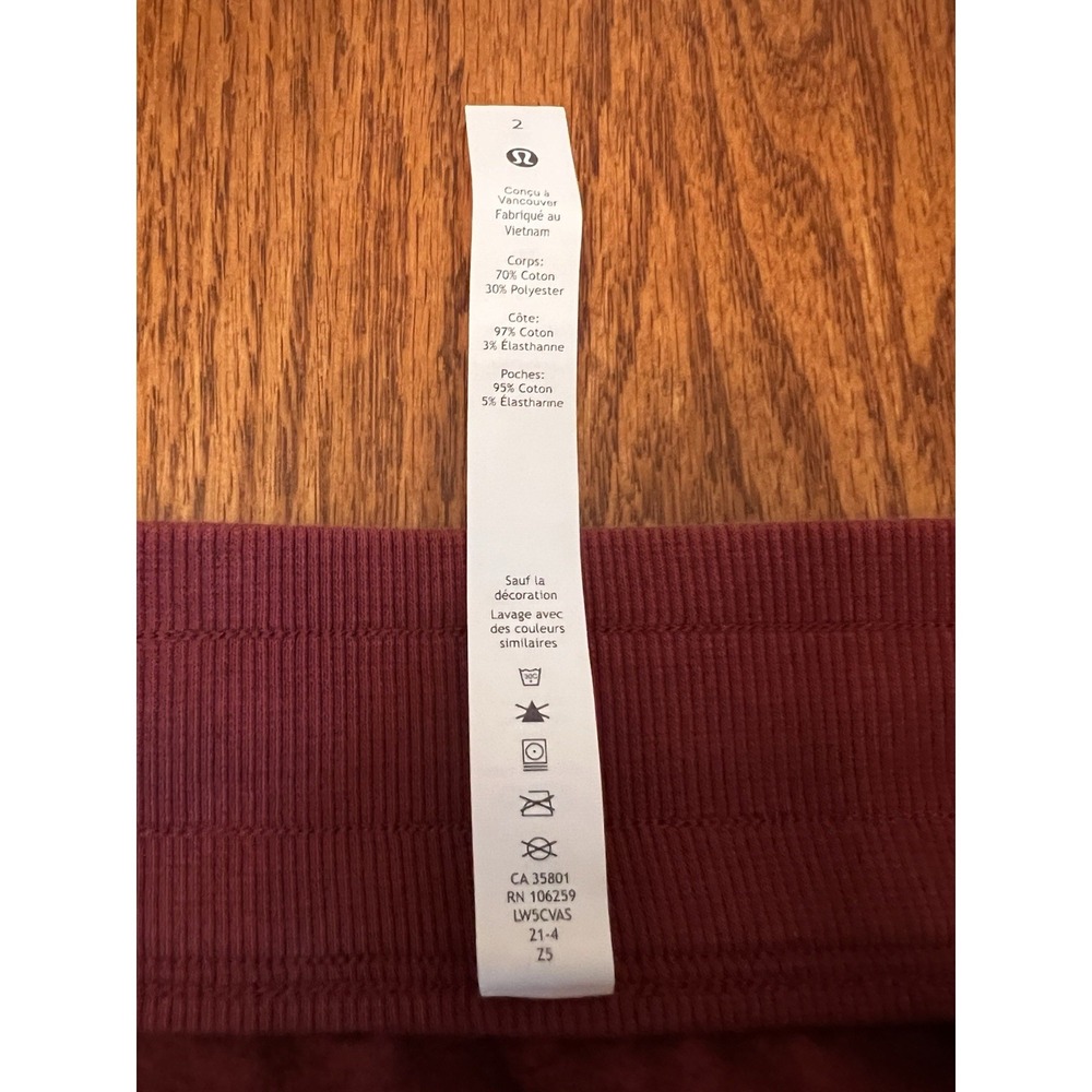 Lululemon Scuba HR Jogger Mulled Wine High Rise Pocket Athleisure Size 2 XS - Picture 8 of 11
